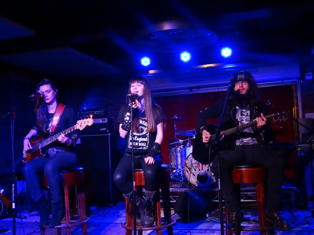 GABBIE RAE, SAM BAM KOLTUN and JULIA LAGE set at LUCKY STRIKE LIVE&nbsp;7/8/2015