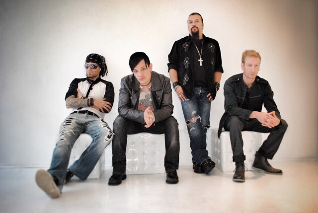 A BEAUTIFUL DISASTER with MIKE ORLANDO Signs With UNION ENTERTAINMENT GROUP’s JOHN&nbsp;GOMEZ