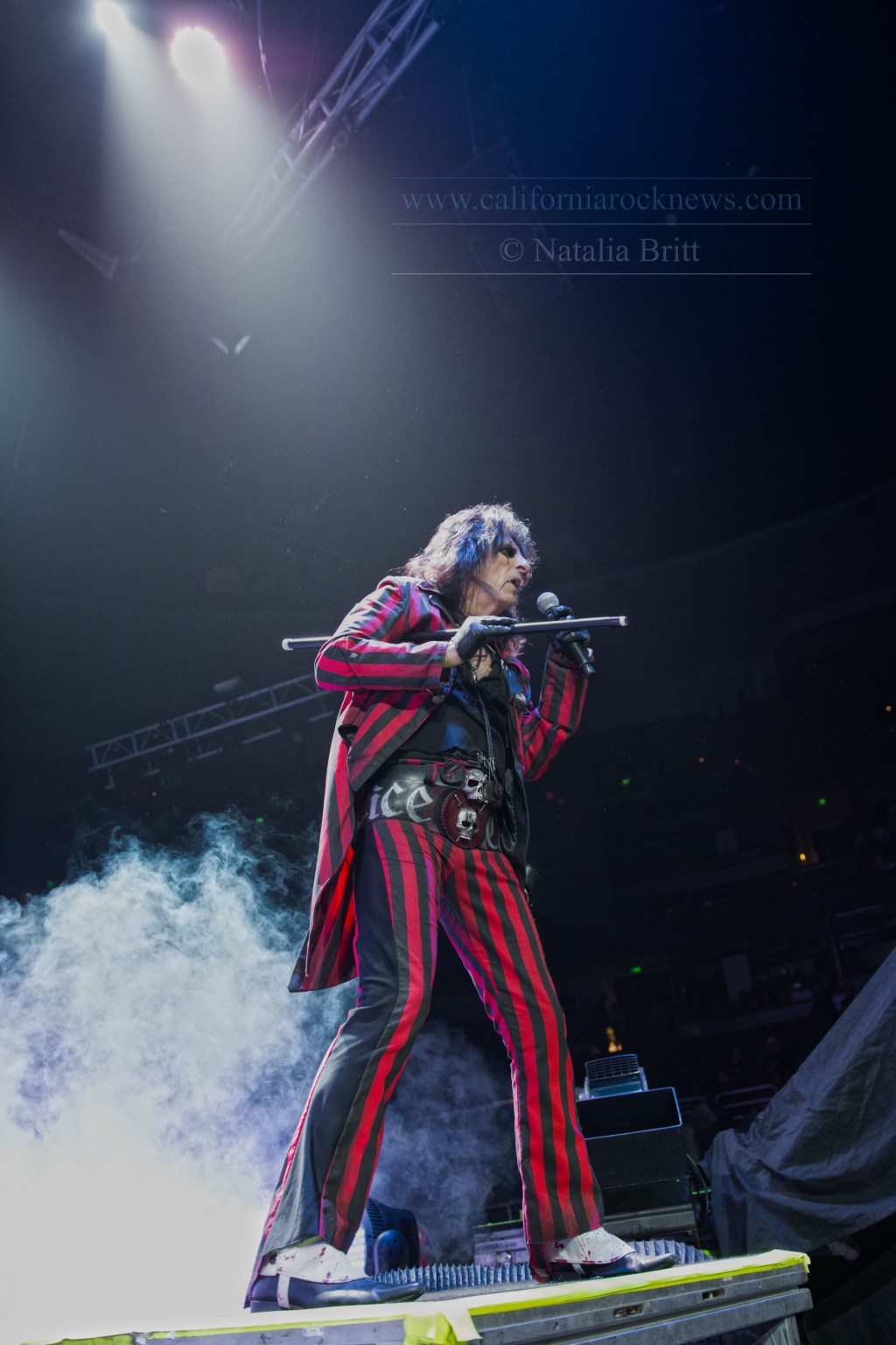 MOTLEY CRUE and ALICE COOPER HONDA CENTER&nbsp;12/22/2015