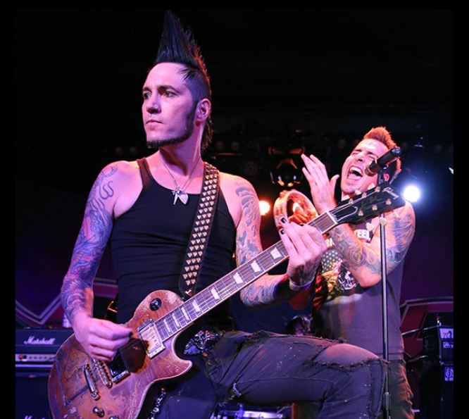 FUTURE VILLAINS Interview with Dusty Bo and Clay Davies at The Roxy&nbsp;11/9/2016