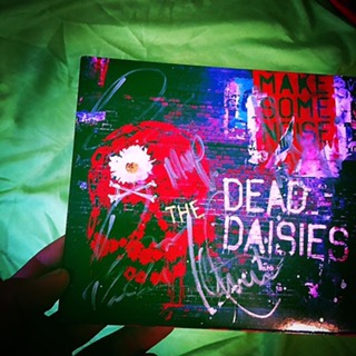 The Dead Daisies’ Holiday Gift To Their&nbsp;Fans