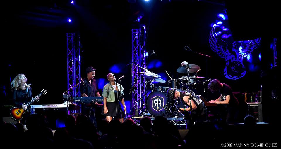 35990788_1019906288171879_3566742001686675456_n