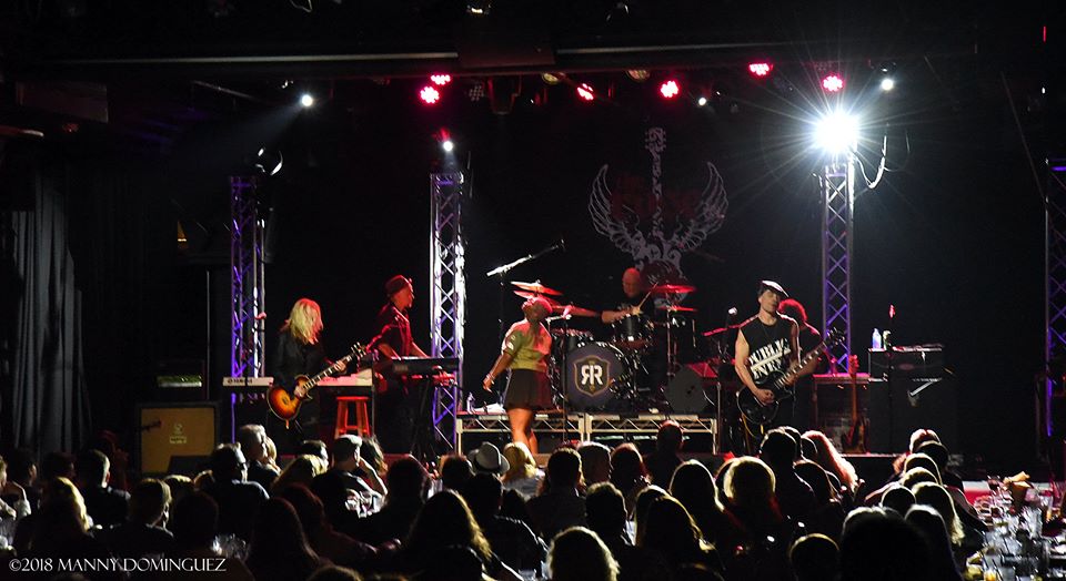 36041291_1019905844838590_2359496397805322240_n