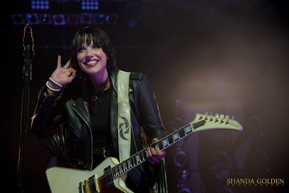 39970286_1972214869736881_230381358562672640_n