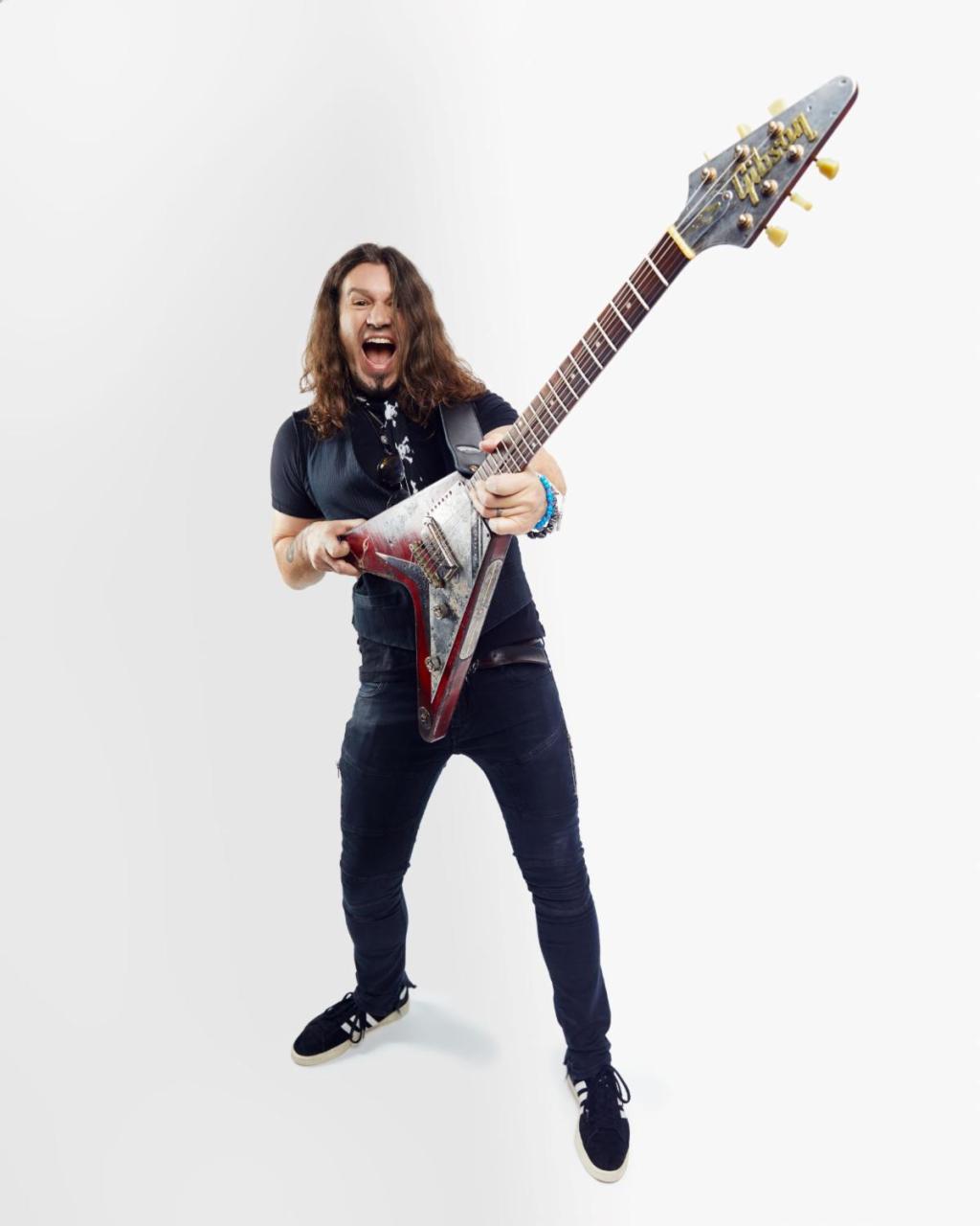 Phil X Signs To&nbsp;Gibson