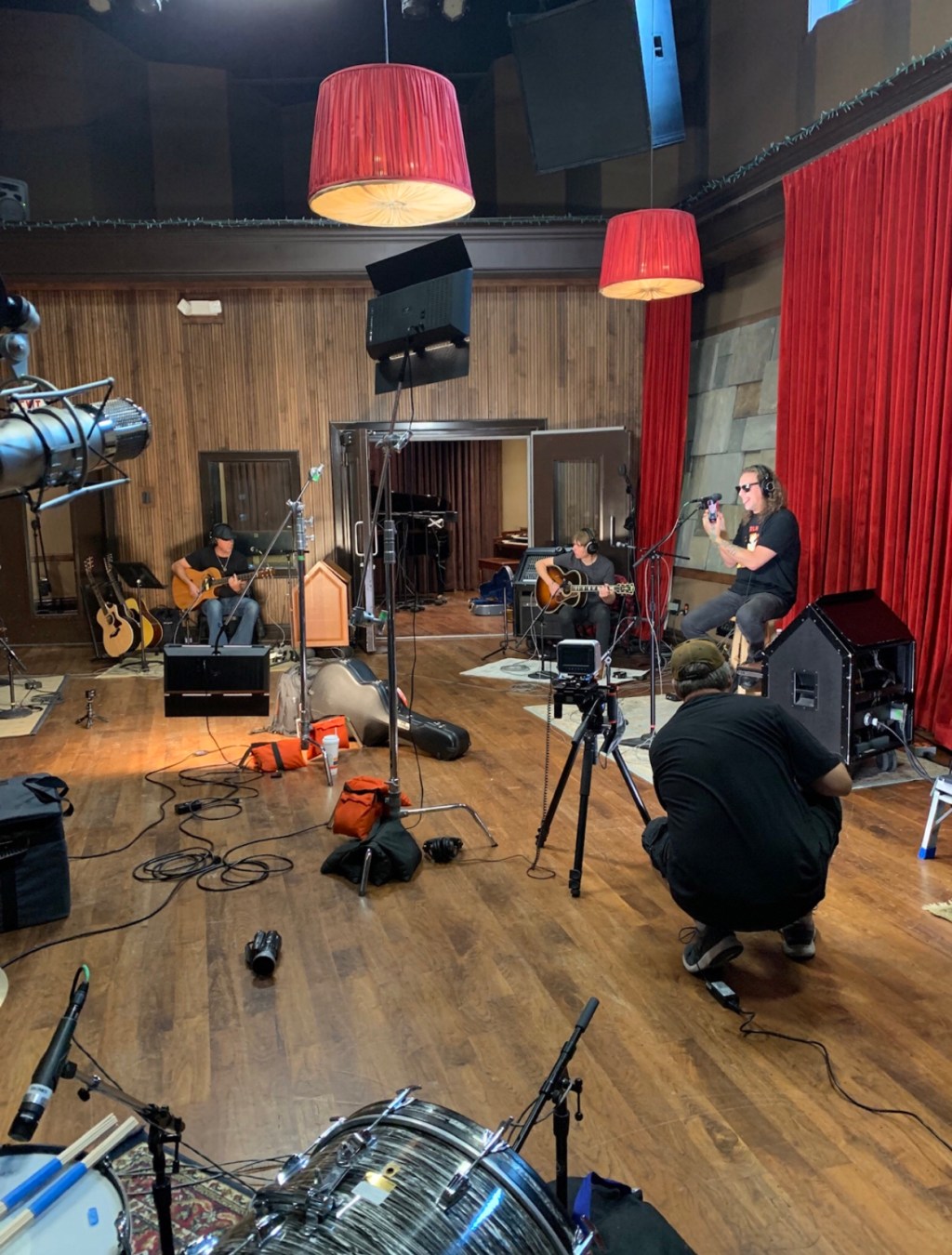 Chris Cornell’s Brother & Candlebox Team Up Remind Fans To “Hold On” With Acoustic Version Of “Riptide”