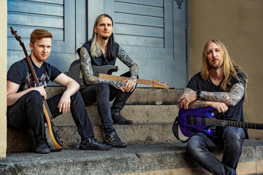 Bernth, Charles Berthoud and Ola Englund – Viral Sensations Unite for Electrifying New Song and Tour: “Escape the&nbsp;Internet”