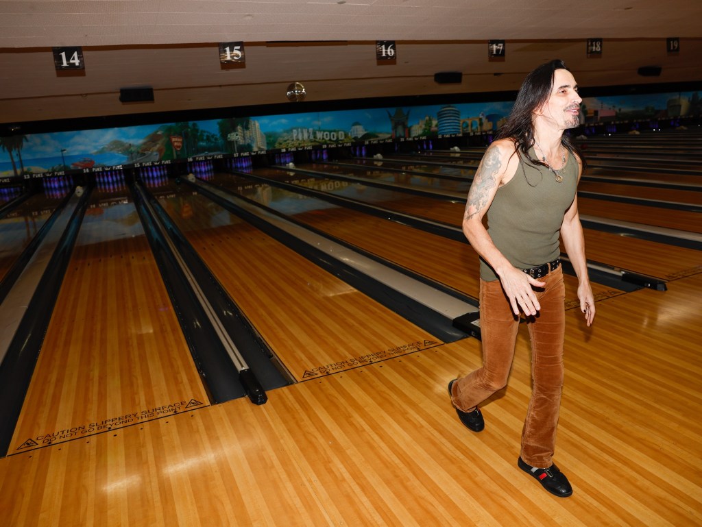 Bowl for Ronnie Pinz 11/13/2025 Photos by Alex&nbsp;Kluft